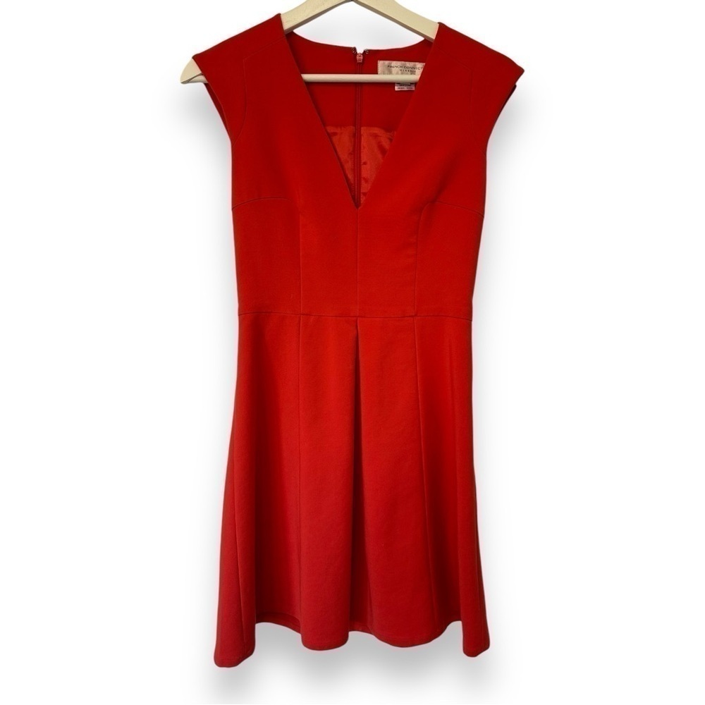 FRENCH CONNECTION BLOOD ORANGE V-NECK SLEEVELESS  A-LINE COCKTAIL DRESS SIZE 2